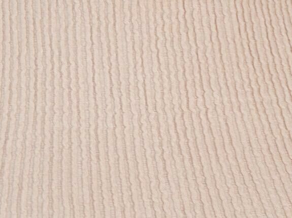 Imagem da Cor do Produto Regata Maya Wavy - Amêndoa - Minimalismo com Textura e Gola Alta Sofisticada